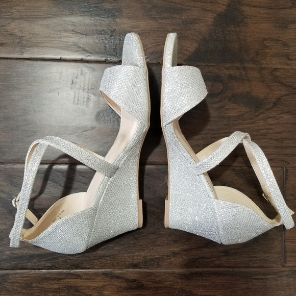 Silver Le Chateau Wedges - Picture 2 of 2